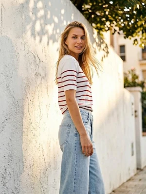 Sinsay - Sweter z krótkim rękawem w paski - czerwony