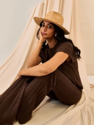 Sinsay - Swetrowa ażurowa bluzka z krótkim rękawem - brązowy