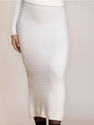 Sinsay - Swetrowa spódnica midi z rozcięciem - kremowy