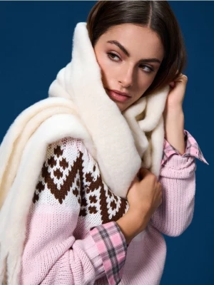 Sinsay - Szalik z frędzlami - kremowy