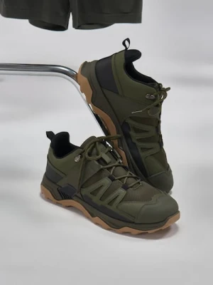 Sinsay - Sznurowane buty trekkingowe - khaki