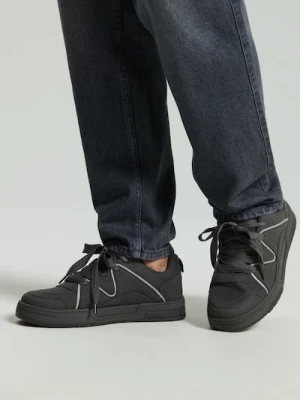 Sinsay - Sznurowane sneakersy z imitacji skóry - szary