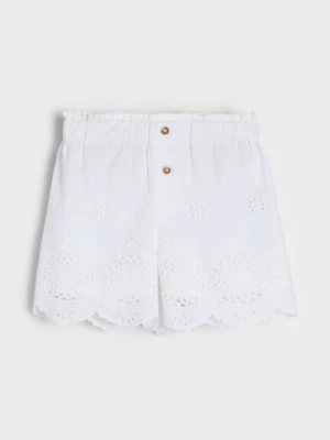 Sinsay - Szorty ażurowe z ozdobnymi guzikami - biały