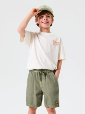 Sinsay - Szorty jeansowe z ozdobną naszywką - zielony