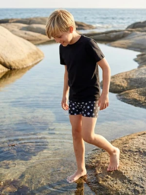 Sinsay - Szorty kąpielowe z nadrukiem piłek nożnych - czarny