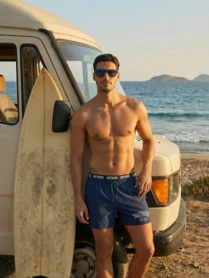 Sinsay - Szorty kąpielowe z napisem - granatowy