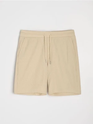 Sinsay - Szorty z wiązaniem - kremowy