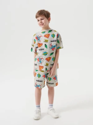 Sinsay - Szorty ze wzorem Superman - kremowy