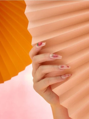 Sinsay - Sztuczne paznokcie w truskawki - różowy