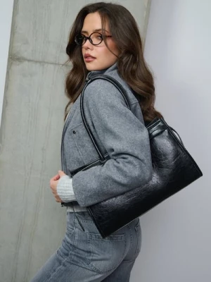 Sinsay - Torba na ramię z imitacji gniecionej skóry - czarny