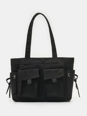 Sinsay - Torba shopper z kieszeniami zewnętrznymi - czarny