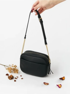 Sinsay - Torebka listonoszka z imitacji skóry - czarny