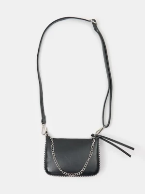 Sinsay - Torebka listonoszka z imitacji skóry - czarny
