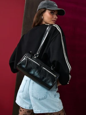 Sinsay - Torebka na ramię z imitacji skóry w stylu retro - czarny