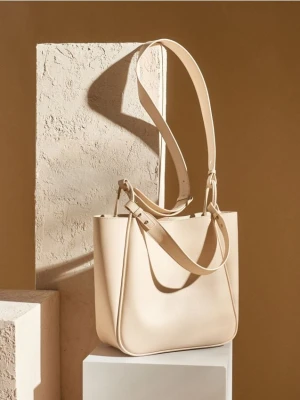 Sinsay - Torebka shopper z odpinaną kosmetyczką - kremowy