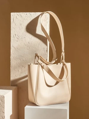 Sinsay - Torebka shopper z odpinaną kosmetyczką - kremowy