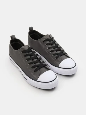 Sinsay - Trampki sznurowane z gumowym noskiem - khaki