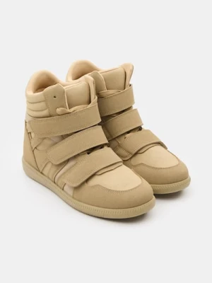 Sinsay - Trampki za kostkę z imitacji zamszu - beżowy