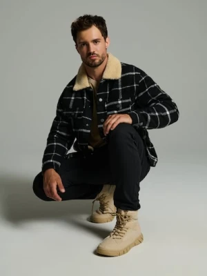 Sinsay - Trapery z imitacji zamszu - beżowy