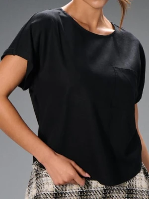 Sinsay - Wiskozowa bluzka z ozdobną kieszonką - czarny