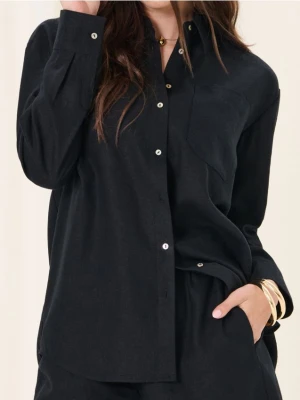 Sinsay - Wiskozowa koszula z domieszką lnu - czarny