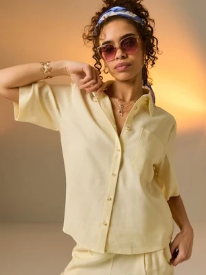 Sinsay - Wiskozowa koszula z krótkim rękawem z domieszką lnu - żółty