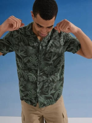 Sinsay - Wiskozowa koszula ze wzorem roślinnym - zielony