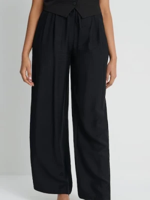 Sinsay - Wiskozowe spodnie wide leg - czarny