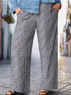 Sinsay - Wiskozowe spodnie wide leg PLUS SIZE - wielobarwny