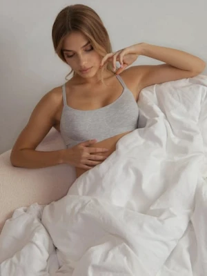 Sinsay - Wiskozowy usztywniany biustonosz typu top - szary