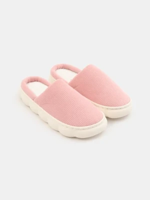 Sinsay - Wsuwane kapcie z miękką cholewką - różowy