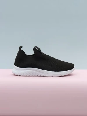 Zdjęcie produktu Sinsay - Wsuwane sneakersy - czarny