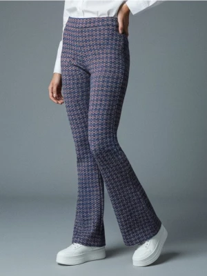 Sinsay - Wzorzyste spodnie flare - niebieski