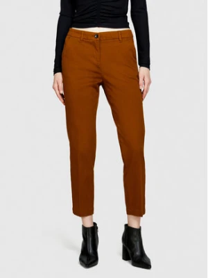 Sisley Chinosy 48M855BK7 Brązowy Slim Fit