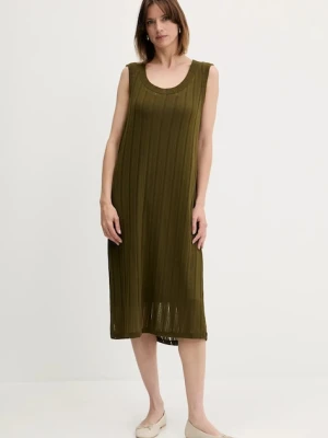 Sisley sukienka kolor zielony midi prosta 41WELV07D