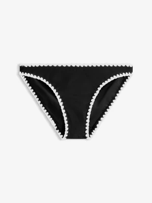 Skąpe figi bikini z haftem BonPrix czarny