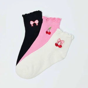 Skarpetki 3-pak z motywem wisienek i kokardek House