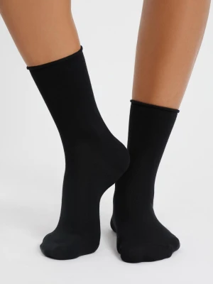 Skarpetki do połowy łydki Etam