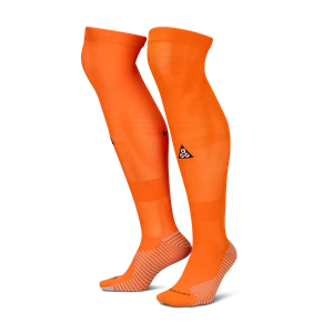 Skarpety piłkarskie do kolan Nike ACG Inter Mediolan Strike SE 2026 - Pomarańczowy