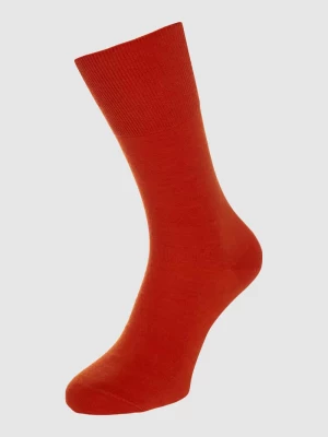 Skarpety z mieszanki żywej wełny model ‘Airport Sock’ Falke