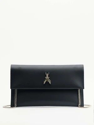 Skórzana kopertówka Fly z łańcuszkiem PATRIZIA PEPE