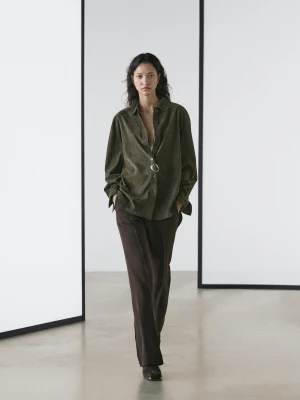 Skórzana Koszula Z Zamszu Z Przeszyciami - Zielony - - Massimo Dutti - Kobieta