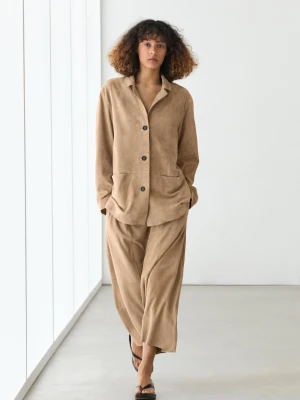 Skórzana Marynarka Z Zamszu Z Ozdobnymi Kieszeniami - Piaskowy - - Massimo Dutti - Kobieta