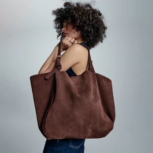 Skórzana zamszowa torebka shopper brązowa House