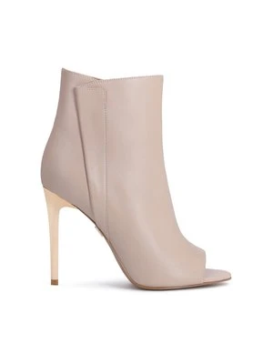 Skórzane botki peep toe na złotym obcasie Kazar