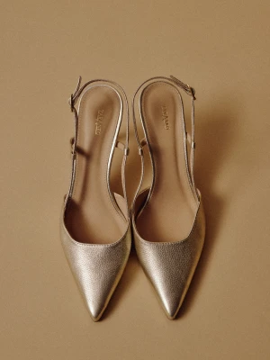 Skórzane czółenka w złotym kolorze TARANKO