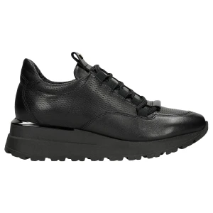 Czarne sneakersy damskie na wysokiej podeszwie 46289-51 Wojas
