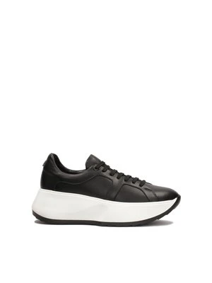 Skórzane sneakersy na platformie Kazar