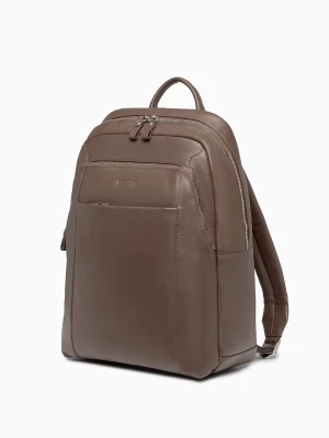 Skórzany plecak męski czarny z kieszenią na laptopa 15,6 cala brązowy Puccini