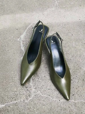 Slingback Minimal Shape glossy PATRIZIA PEPE